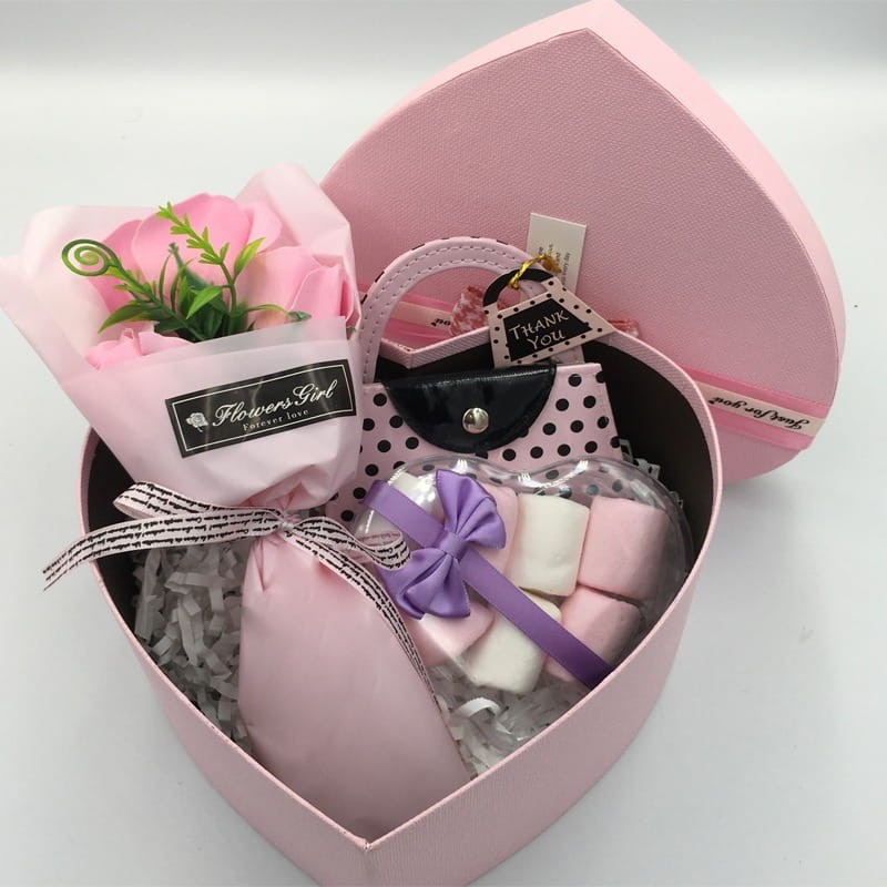 Prezent dla dziewczyny na dzień kobiet śmieszne