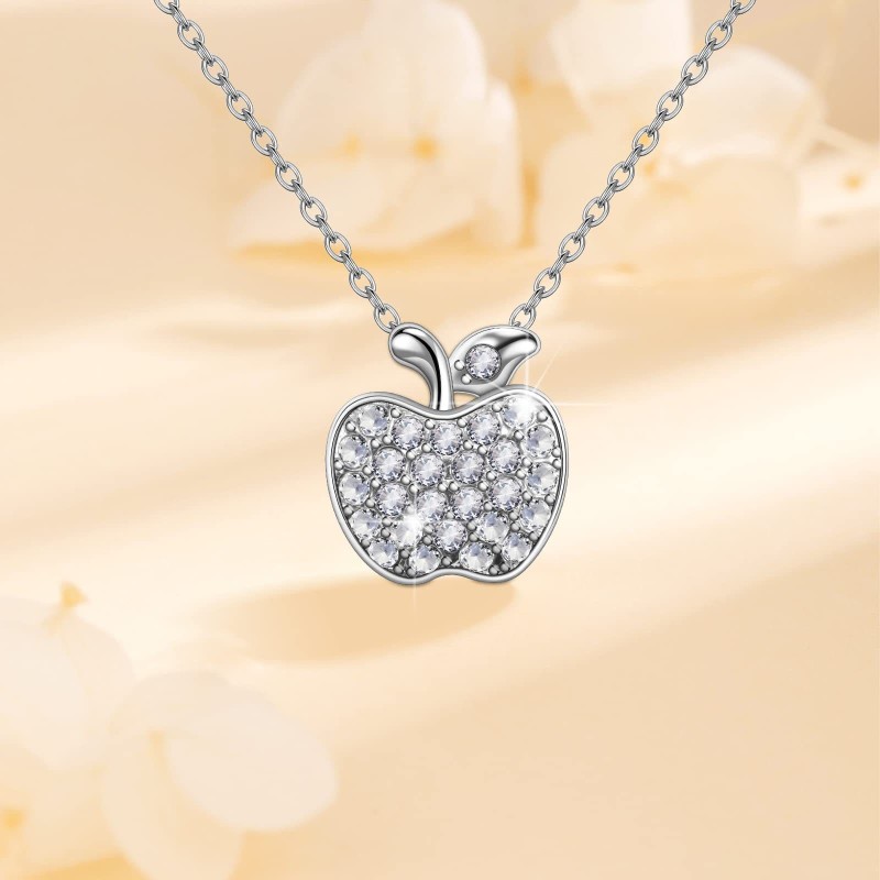 wisiorkiem "Jabłko"