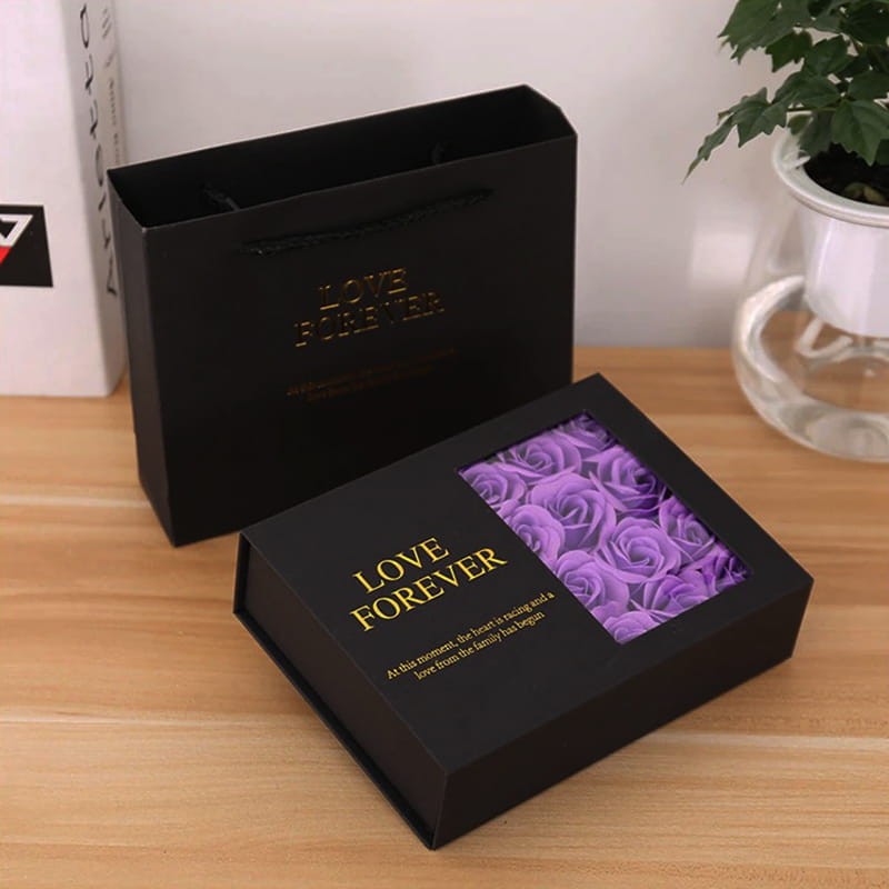 Elegancki zestaw z różami - elegancki prezent dla mamy