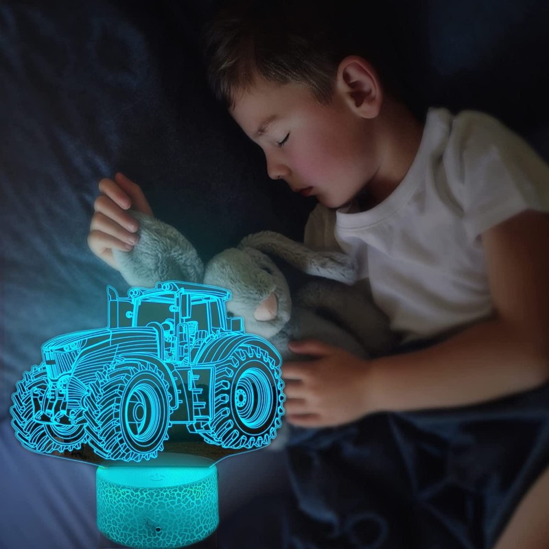 Lampka LED Traktor – oryginalny prezent urodzinowy dla chłopca.