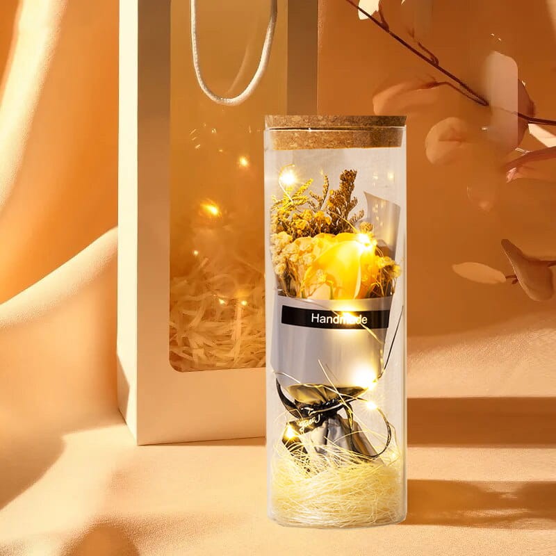 Prezent na Walentynki - Bukiet pachnących róż mydlanych pod szklaną kolbą