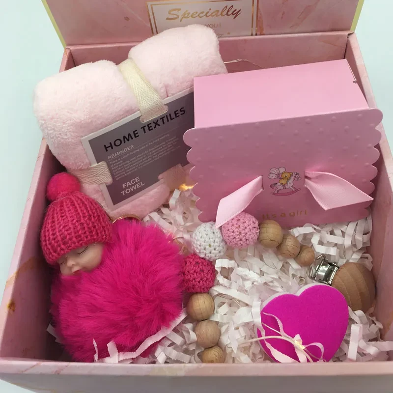 prezent powitalny dla noworodka dziewczynki