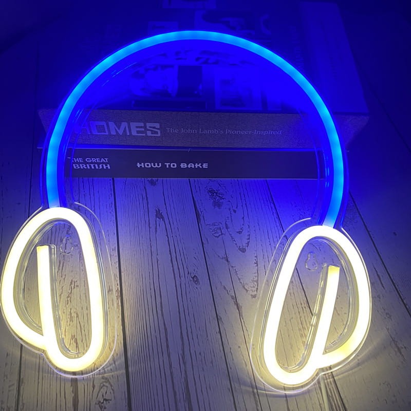 Duży neon Led USB Lampka na ścianę Napis do pokoju Słuchawki biało-niebieskie