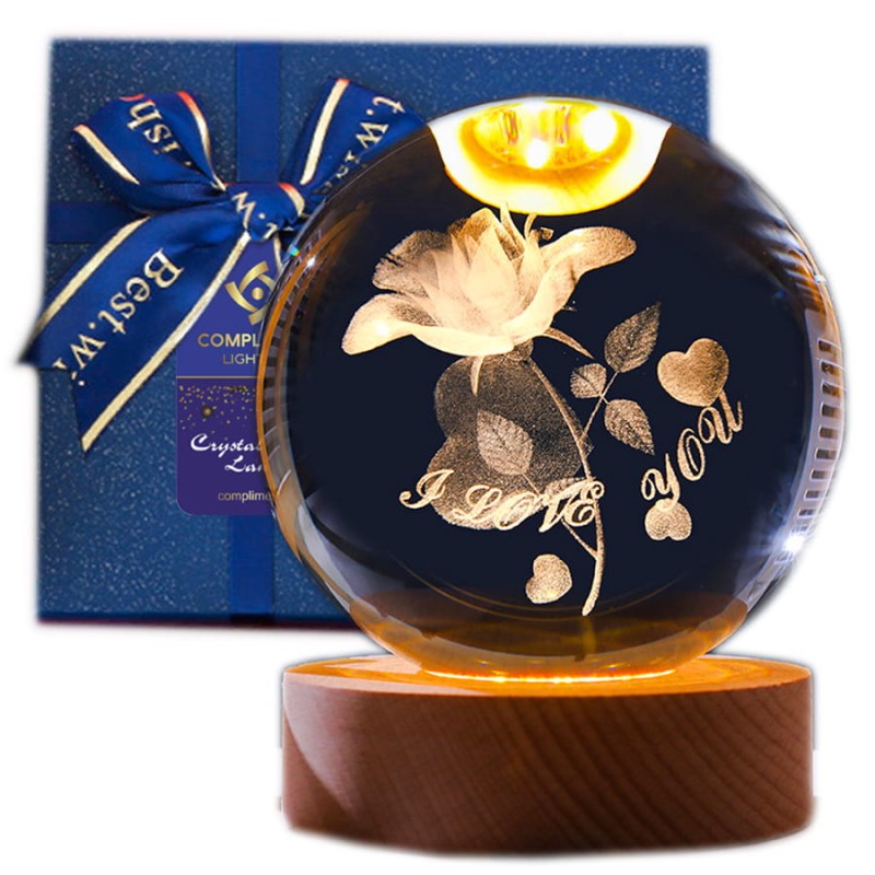 Compliment Lighting Lampka nocna 3D Kryształowa Kula Grawerowane Szkło Róża.jpg