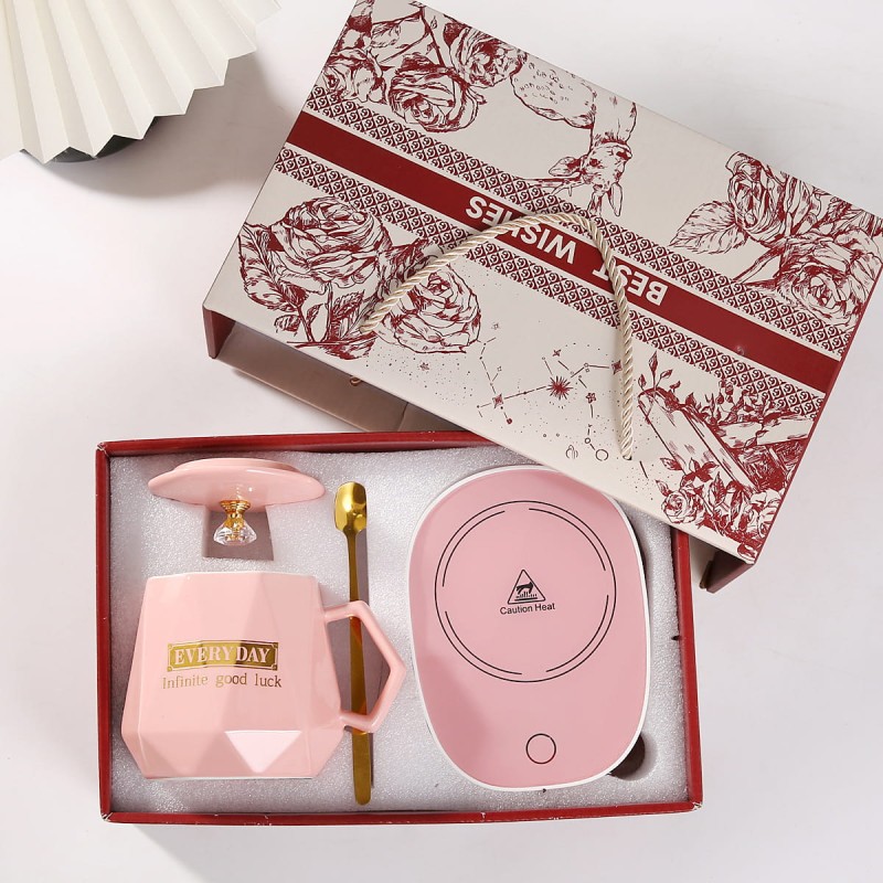 Prezent kubek z podgrzewaczem na święta