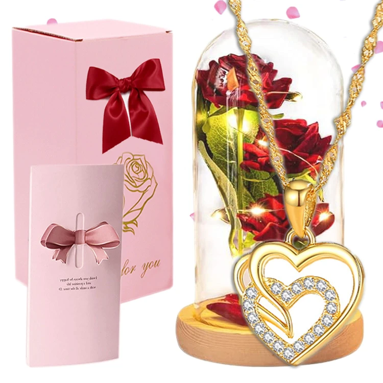 Zestaw „Golden Heart & Eternal Rose” — złoty naszyjnik serce z wieczną różą w szkle, elegancki i gotowy do wręczenia prezent.