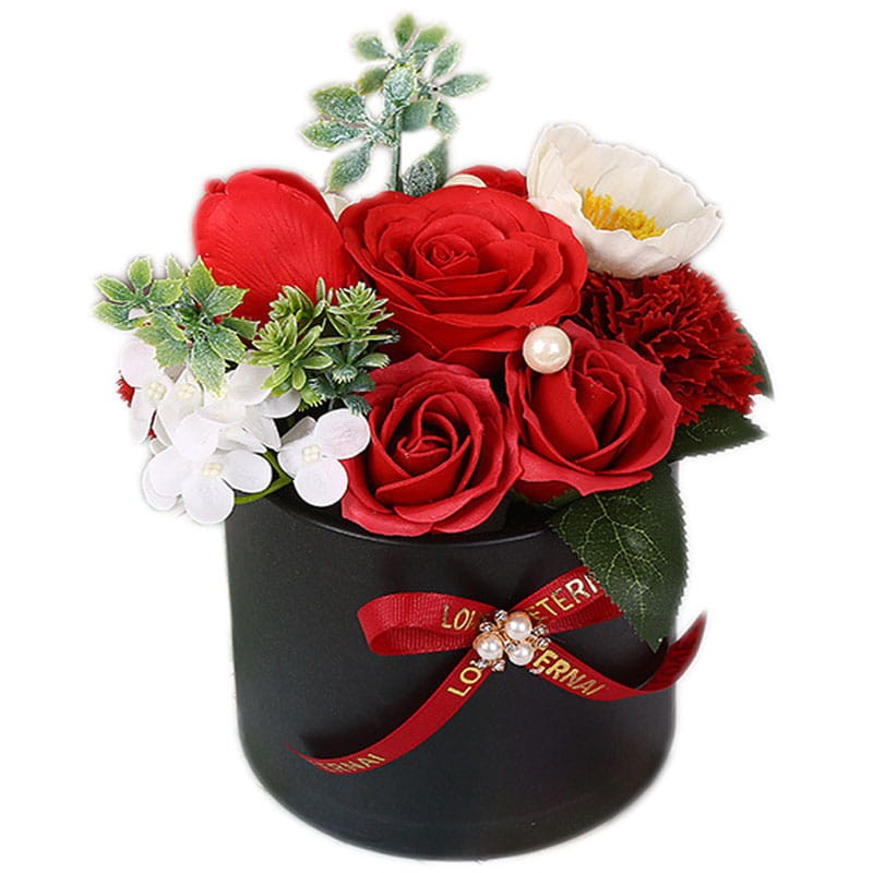 Flower Box z mydlanymi różami „Dutch Rose Collection” — luksusowy, delikatny zestaw prezentowy.