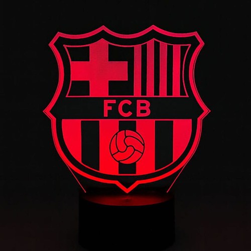 Personal 3D Lamp FC Barcelona – lampka LED USB z herbem klubu i pilotem do zmiany kolorów.