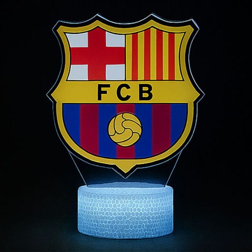 Personal 3D Lamp FC Barcelona – lampka LED USB z nadrukiem herbu klubu i pilotem do zmiany kolorów.