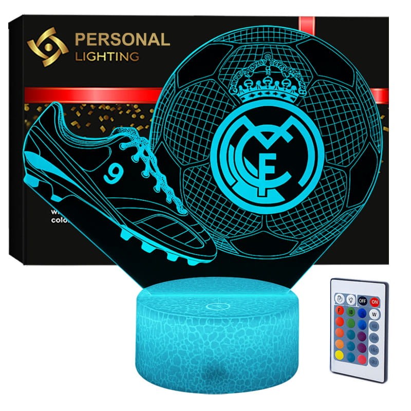 Lampka nocna 3D LED USB FC Real Madryt z motywem piłki i korków – biała podstawa i kolorowe podświetlenie.