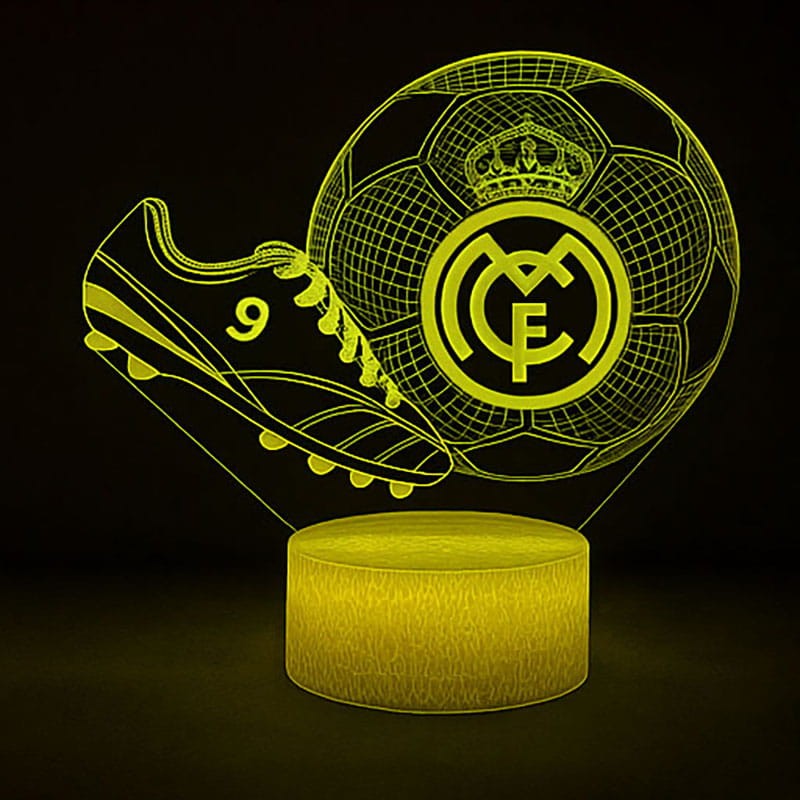 Lampka nocna 3D USB FC Real Madryt z piłką i korkami – idealny prezent dla fana futbolu.