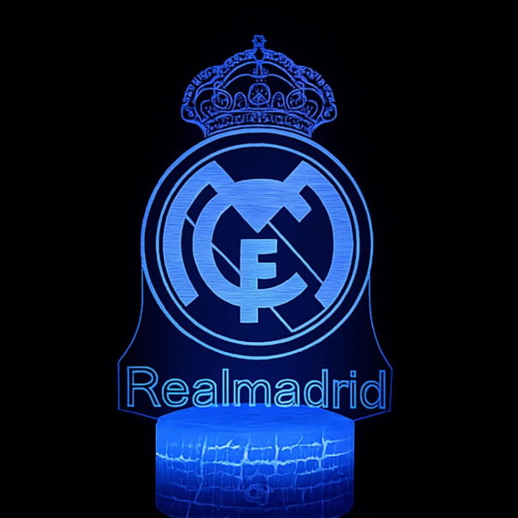 Personal 3D Lamp LED FC Real Madryt – elegancka lampka nocna z efektem 3D, pilotem i zasilaniem USB.