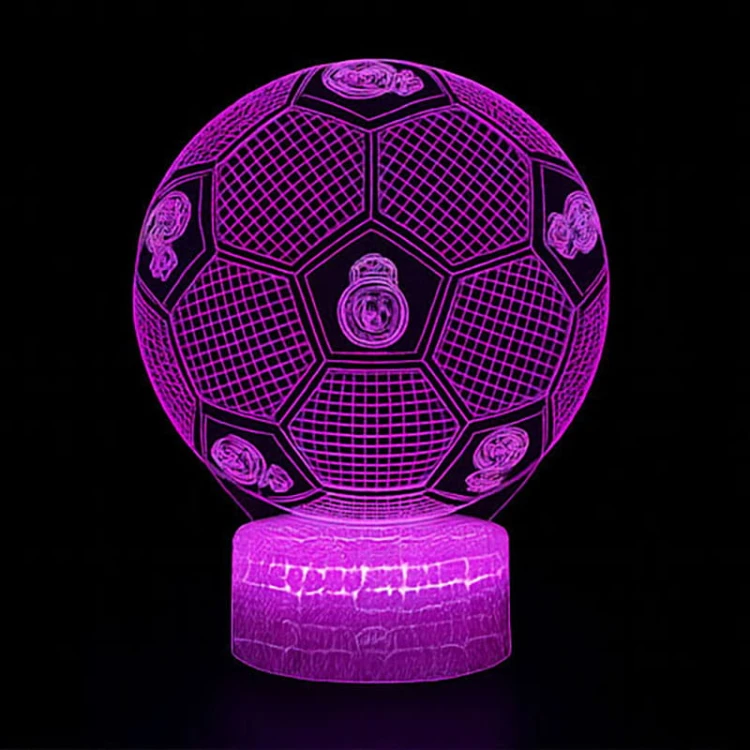 Lampka nocna LED FC Real Madryt z motywem piłki. 16 barw światła, pilot i elegancka podstawa LED.