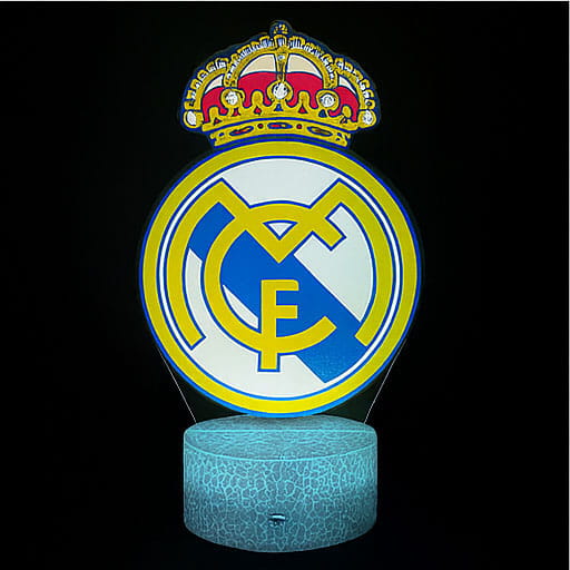 Lampka nocna 3D USB z nadrukowanym herbem FC Real Madryt – dekoracja i prezent dla kibica.