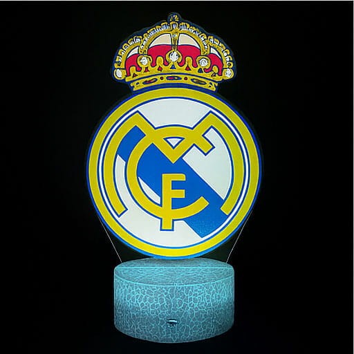 Lampka nocna 3D USB z nadrukowanym herbem FC Real Madryt – dekoracja i prezent dla kibica.