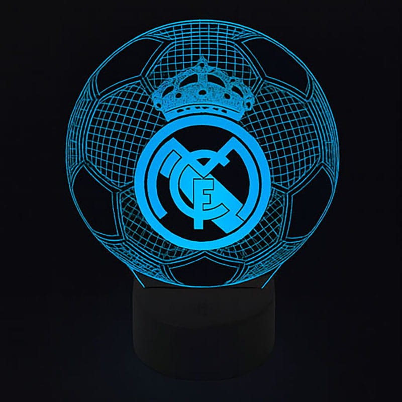 Personal 3D Lamp LED FC Real Madryt – lampka nocna USB z herbem klubu i pilotem do zmiany kolorów.