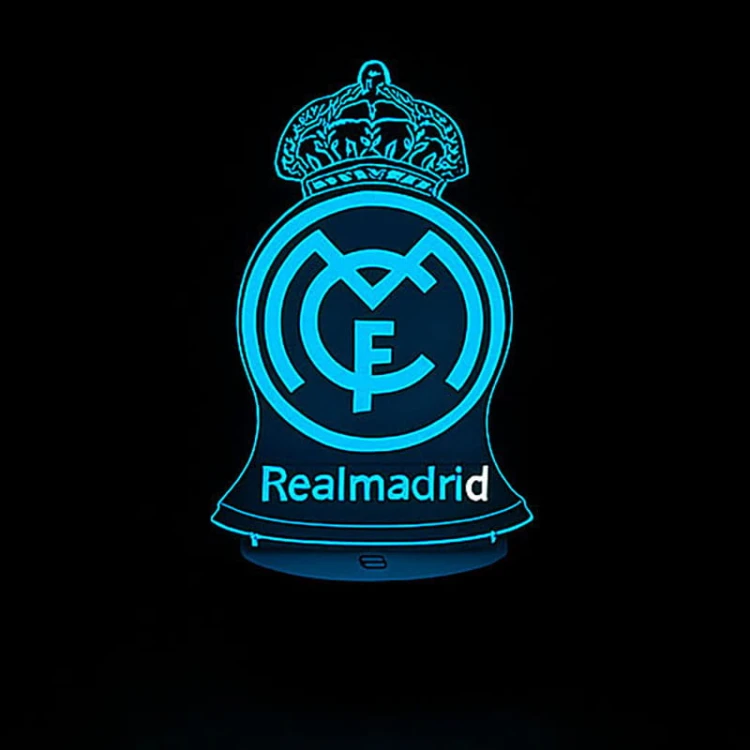 Personal 3D Lamp FC Real Madryt – lampka LED USB z pilotem i 16 kolorami światła.