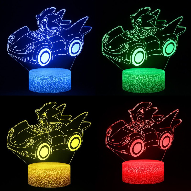 Lampka 3D LED USB z pilotem – Mały Sonic w samochodzie z bajki. Kolorowa, bezpieczna lampka nocna dla dzieci z efektem 3D. 16 kolorów światła, pilot i zasilanie USB – idealny prezent dla fana Sonica.