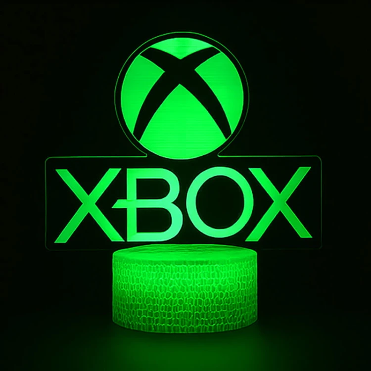 Lampka nocna 3D LED USB z pilotem – Playstation & Xbox . Efekt 3D, 16 kolorów światła i gamingowy design – idealna dekoracja i prezent dla gracza.