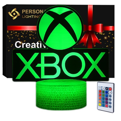 Lampka nocna 3D LED USB z pilotem – Playstation & Xbox . Efekt 3D, 16 kolorów światła i gamingowy design – idealna dekoracja i prezent dla gracza.