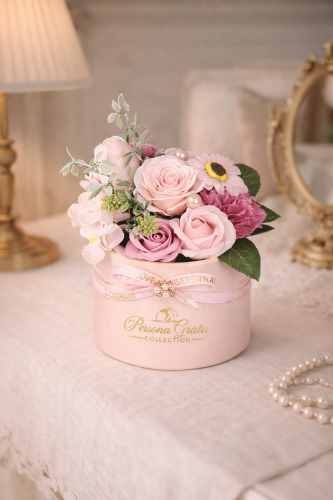 Flower Box Kwiaty mydlane Róże Prezent na urodziny Dla mamy kobiety babci