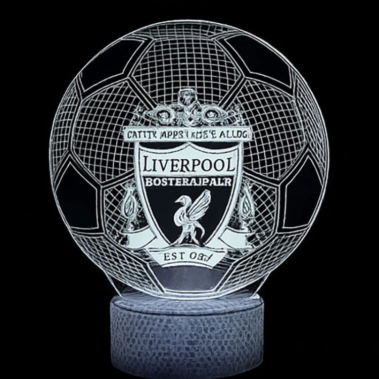 Lampka 3D LED USB Liverpool Ball – piłkarski motyw, biała podstawa LED, pilot i 16 barw. Klimatyczne światło na noc.