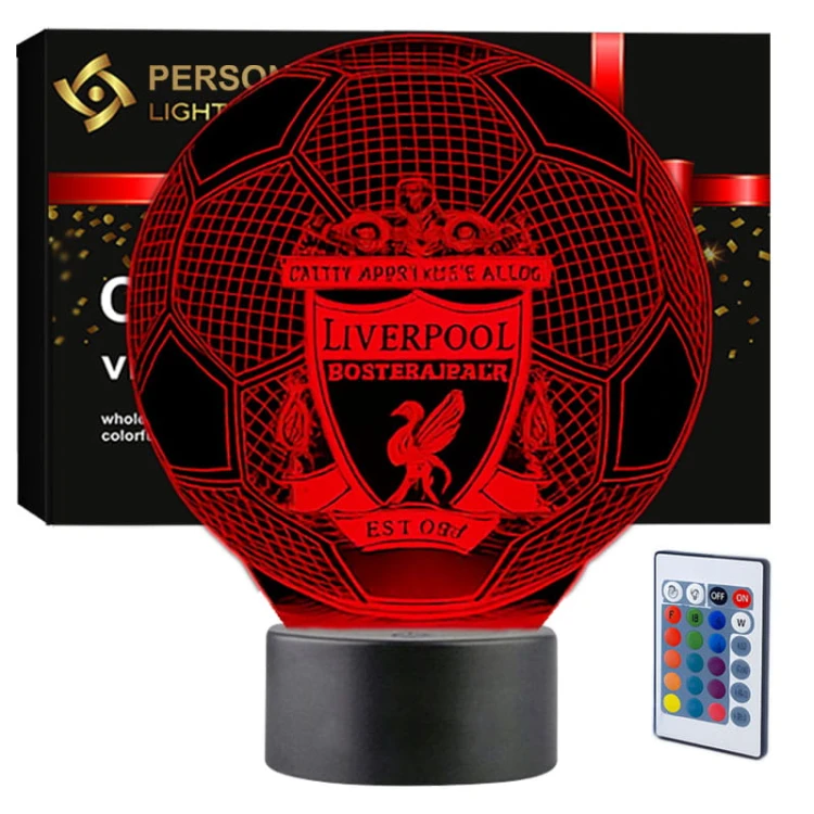 Lampka nocna 3D LED USB Liverpool Ball na czarnej podstawce – efekt hologramu, 16 kolorów i pilot. Idealna do pokoju kibica.
