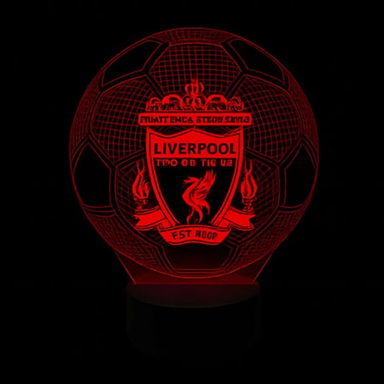 Lampka LED 3D USB Liverpool Ball – bezpieczna i energooszczędna, z pilotem, 16 kolorami oraz czarną podstawą pasującą do nowoczesnych wnętrz.