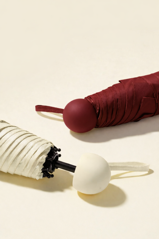 Parasol składany mały do torebki w kapsułce Persona Grata Parasolka Bordowa Mini